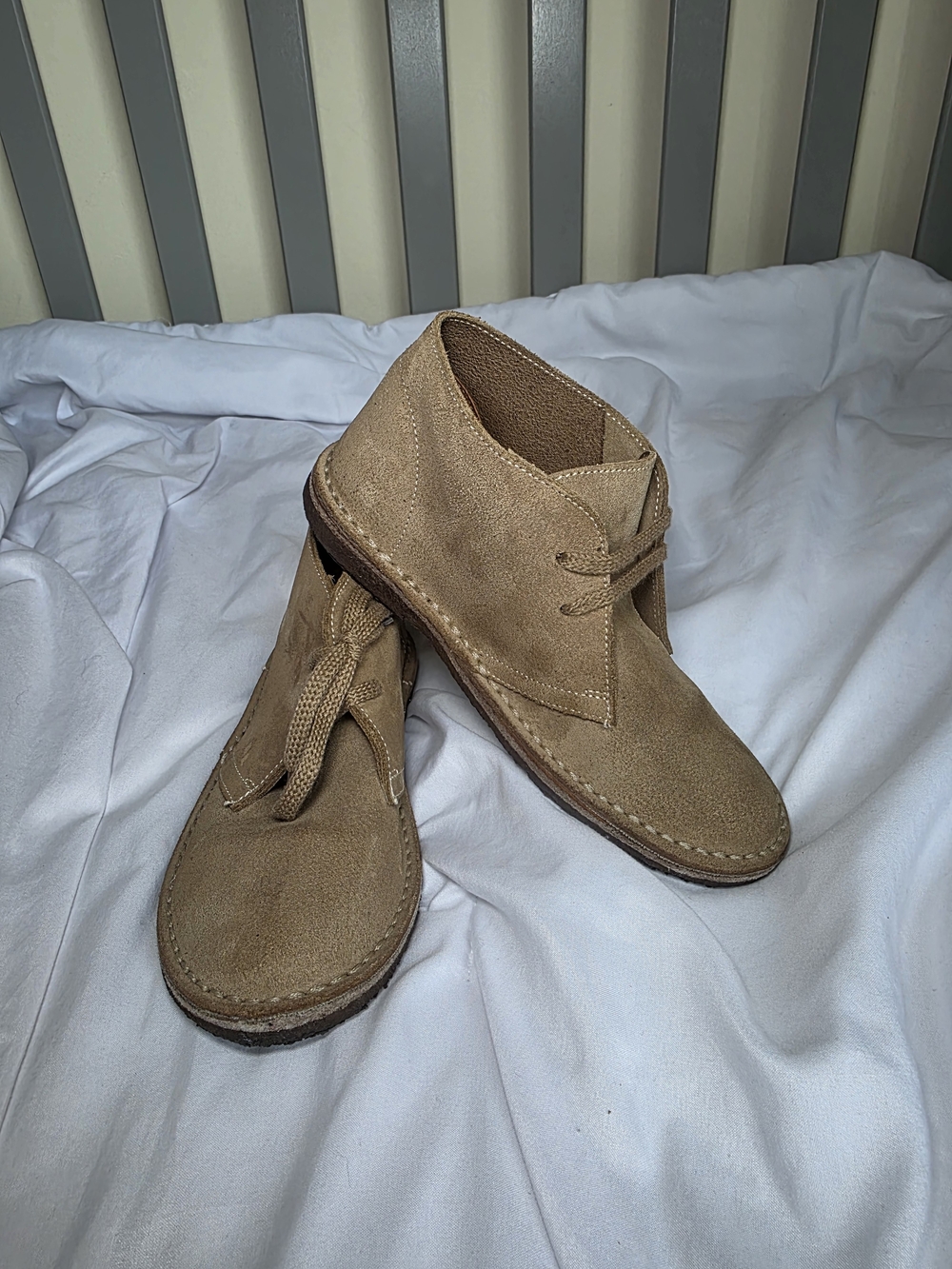 J. Crew Crewcuts Suede MaCalister Lace Up Chukka Boots In Tan Big Kids Size 2